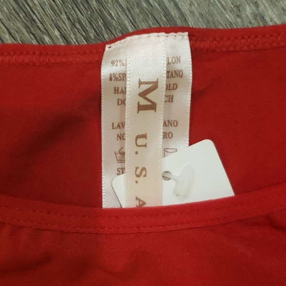 Cold Shoulder Tops - Picture 4 of 8